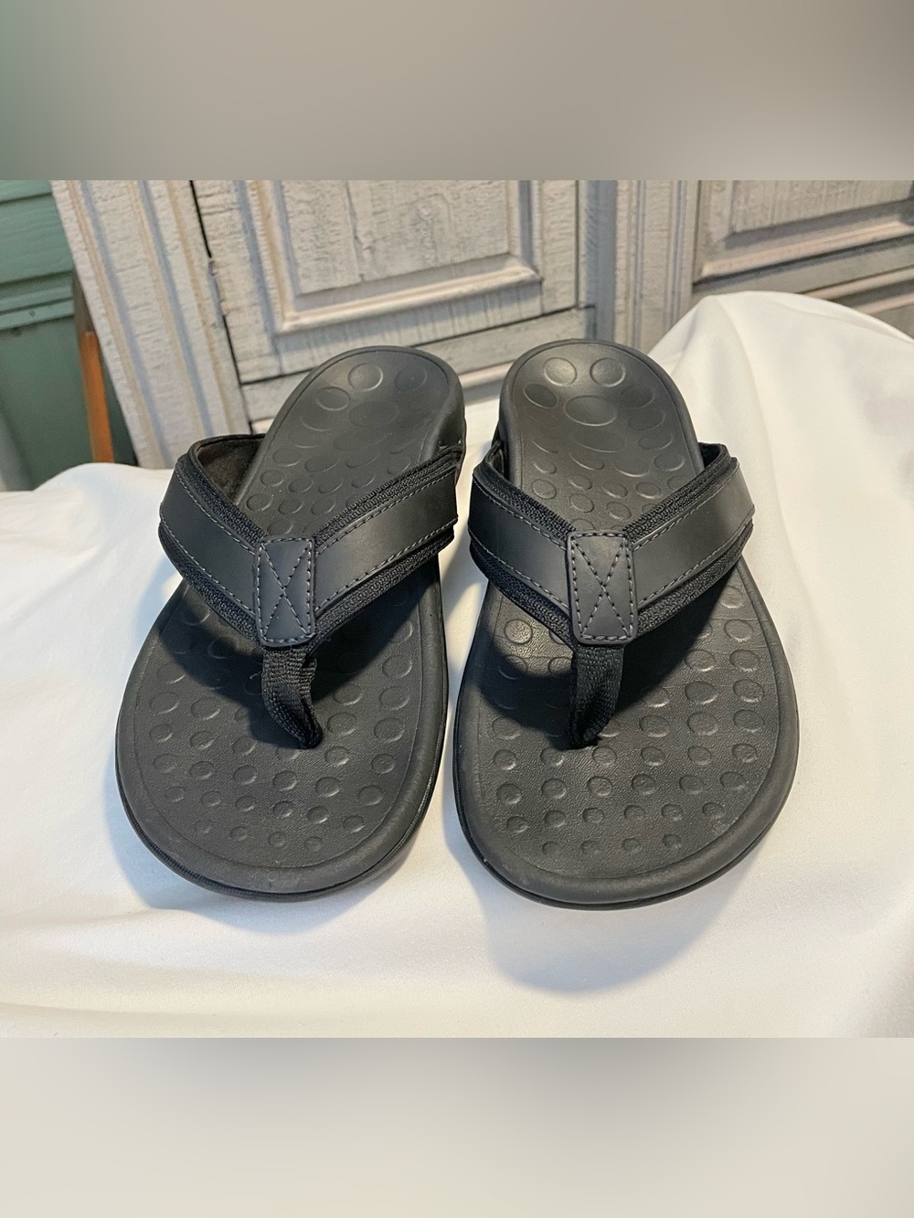 Vionic 544MTide Sandals - Men’s Thong - Men’s Size US 10 - Black Leather Upper